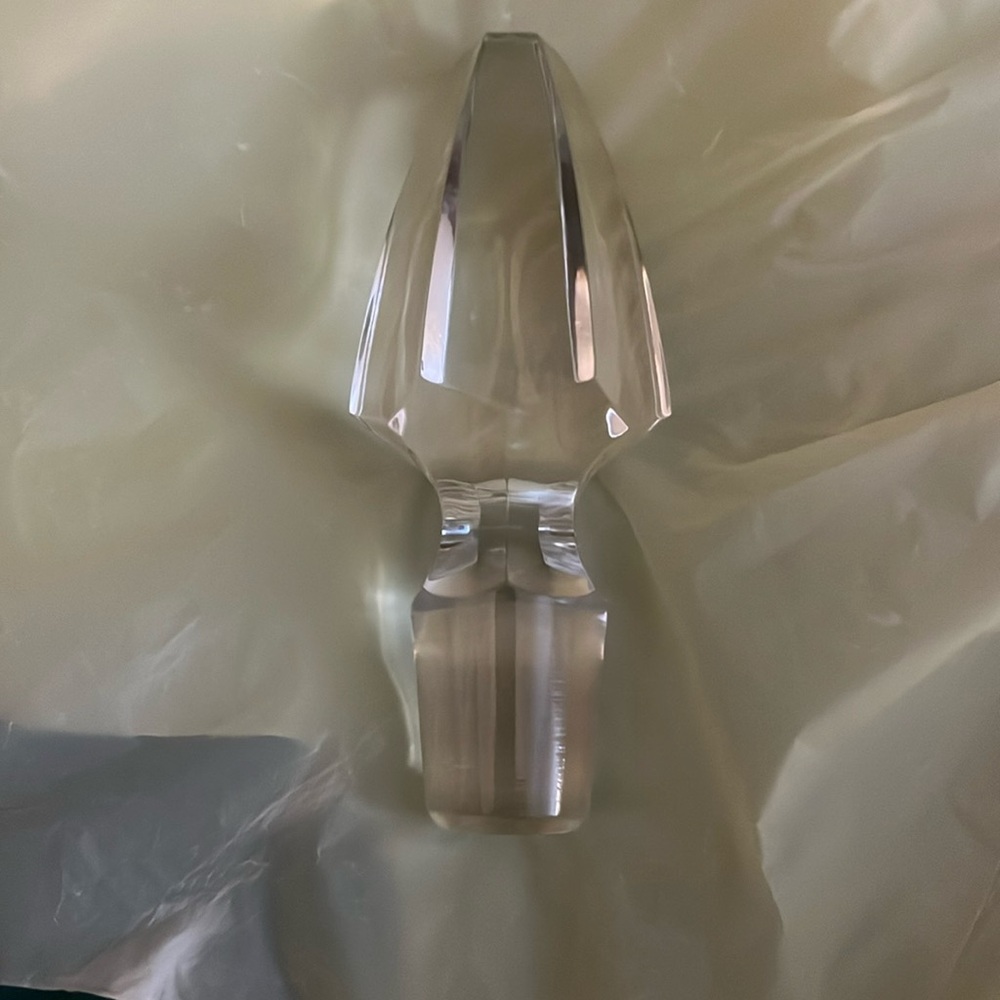 Vintage 1980 heavy crystal decanter stopper